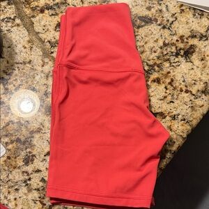 🍋🍋Lululemon 6” Align High Rise Short